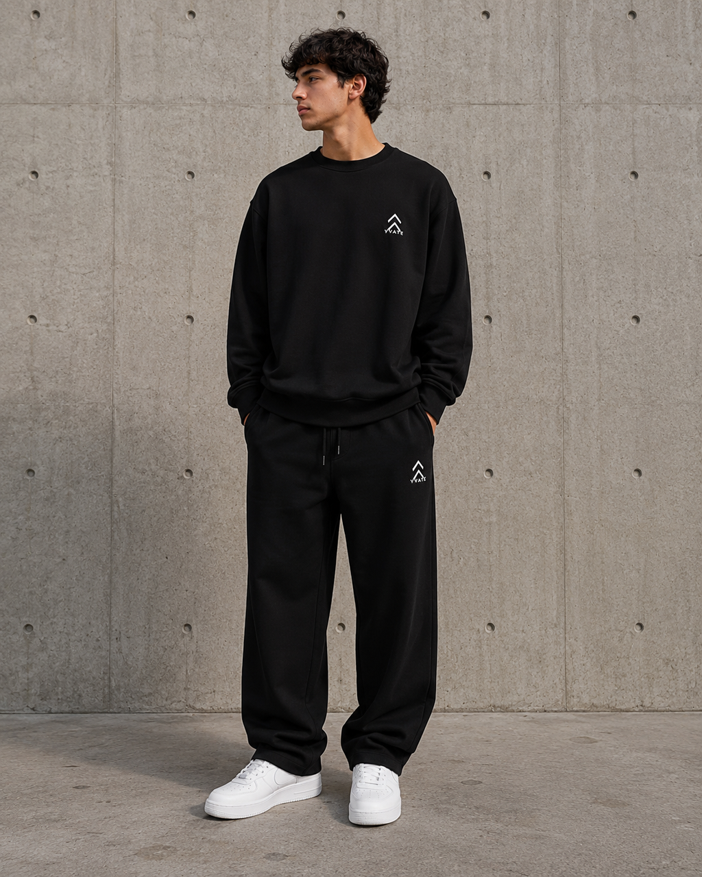 YVATE Oversized Crewneck