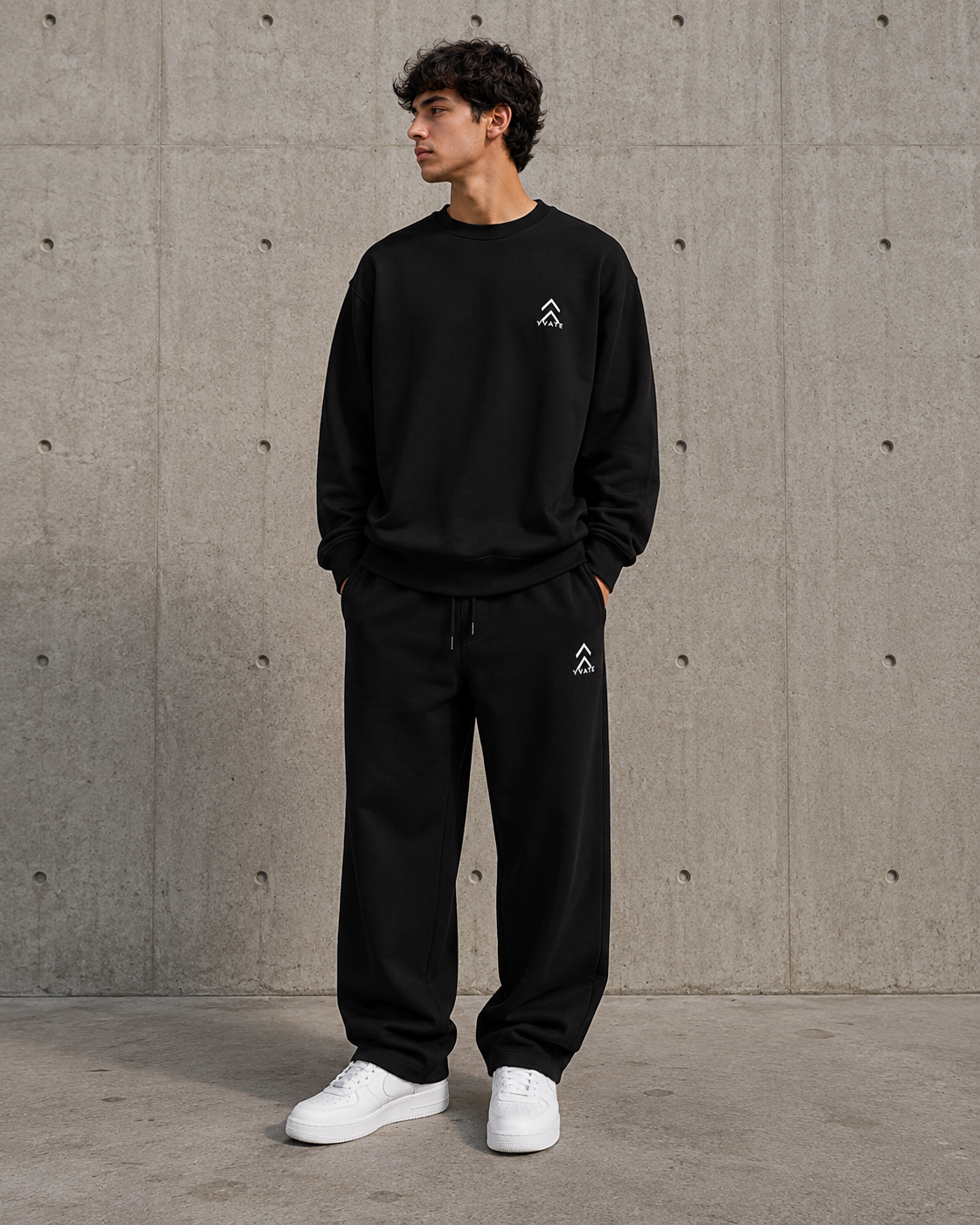YVATE Oversized Crewneck
