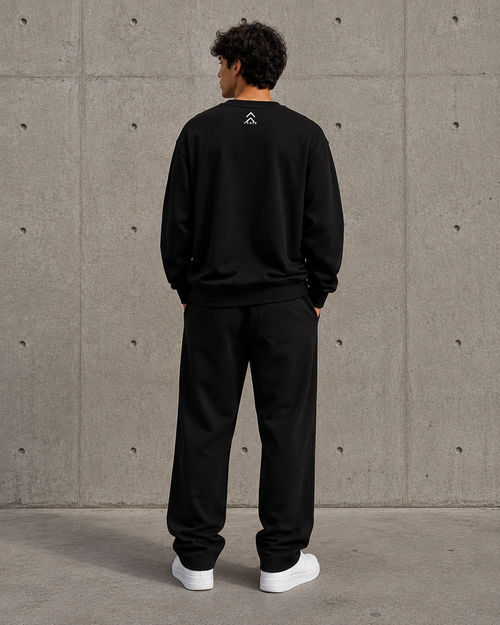 YVATE Oversized Crewneck